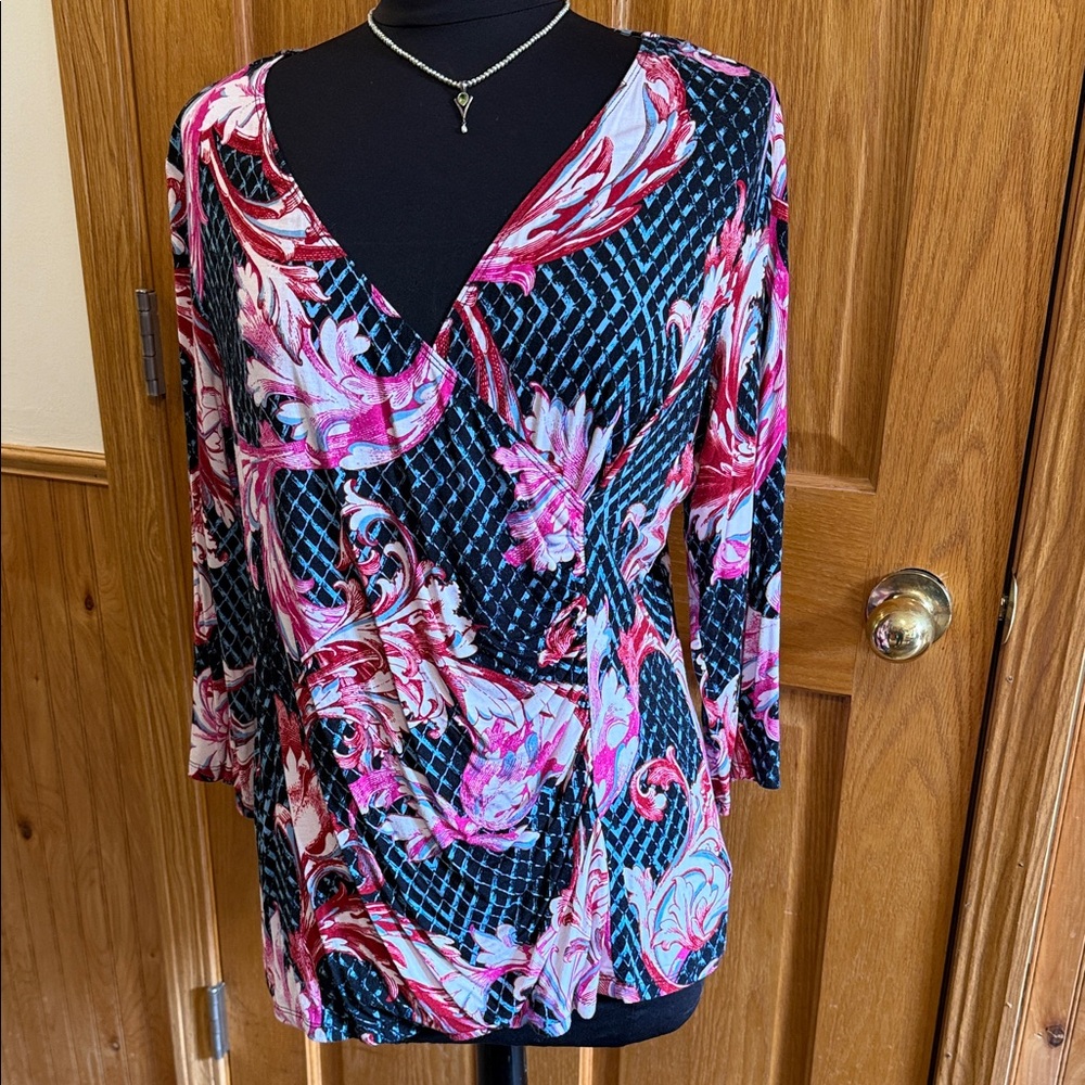Dana Buchman Pink and Black Floral Blouse